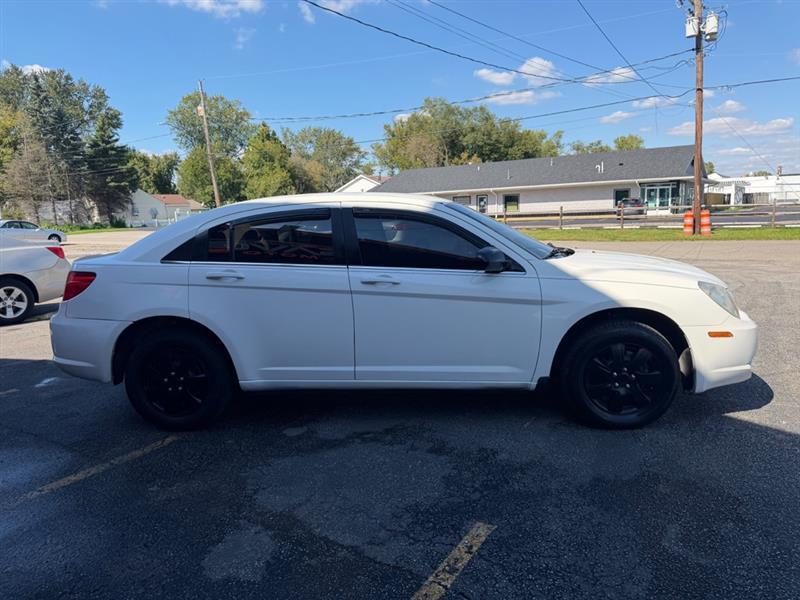 Chrysler Sebring Sedan LX 2009