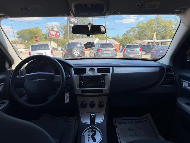 Chrysler Sebring Sedan LX 2009