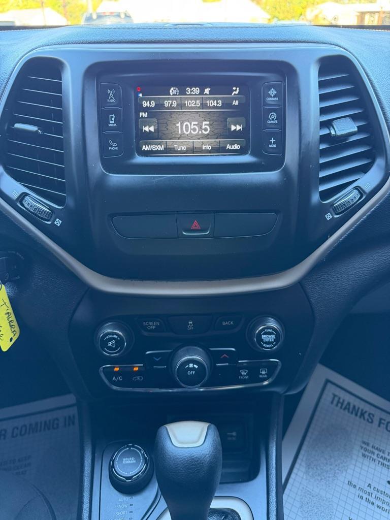 Jeep Cherokee Latitude 4WD 2017