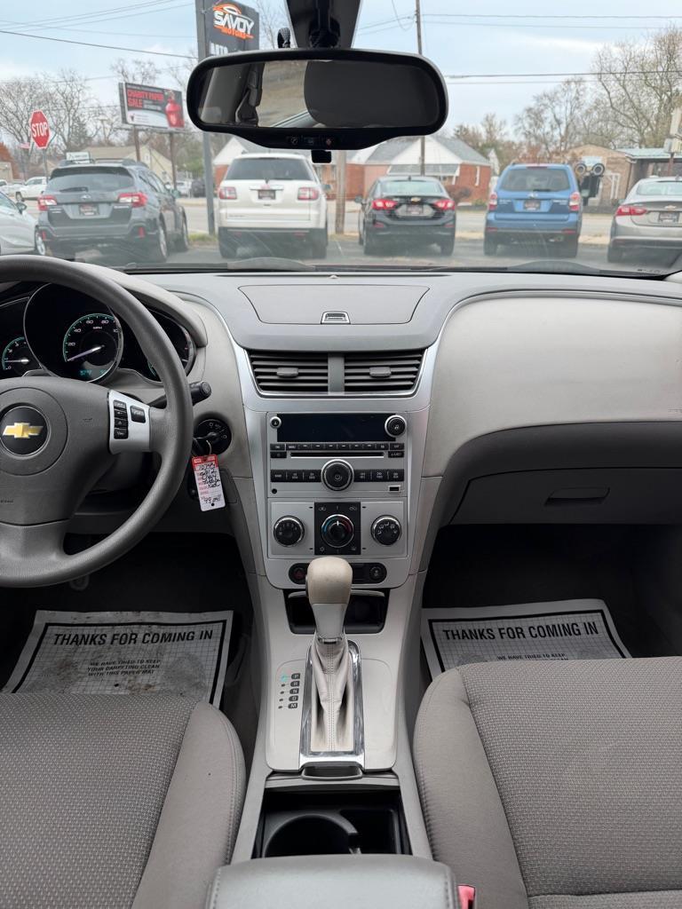 Chevrolet Malibu 1LT 2012
