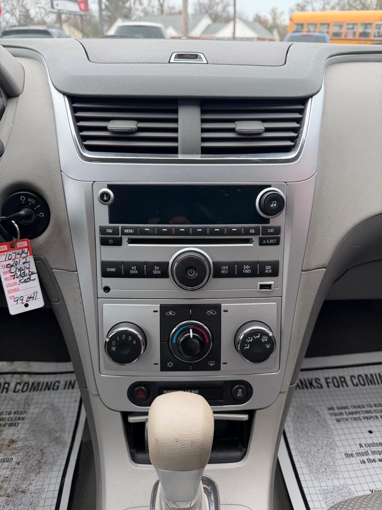 Chevrolet Malibu 1LT 2012