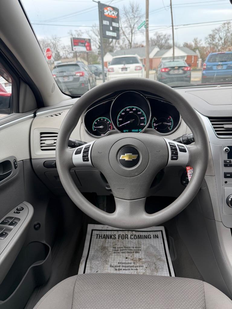 Chevrolet Malibu 1LT 2012