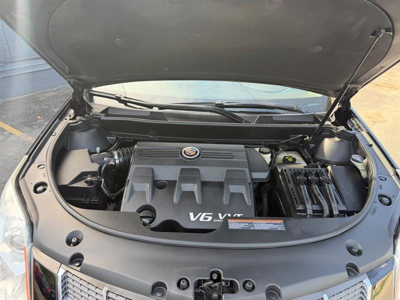 Cadillac SRX Luxury Collection AWD 2011