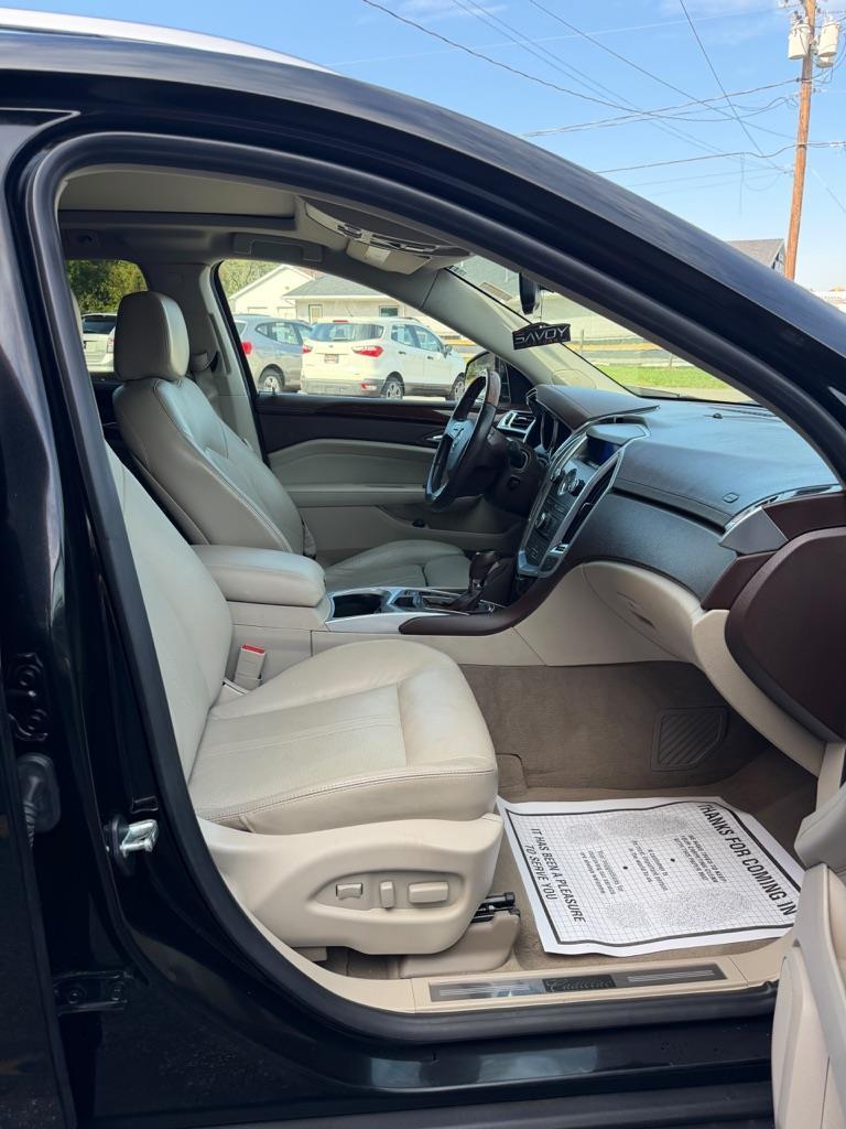 Cadillac SRX Luxury Collection AWD 2011