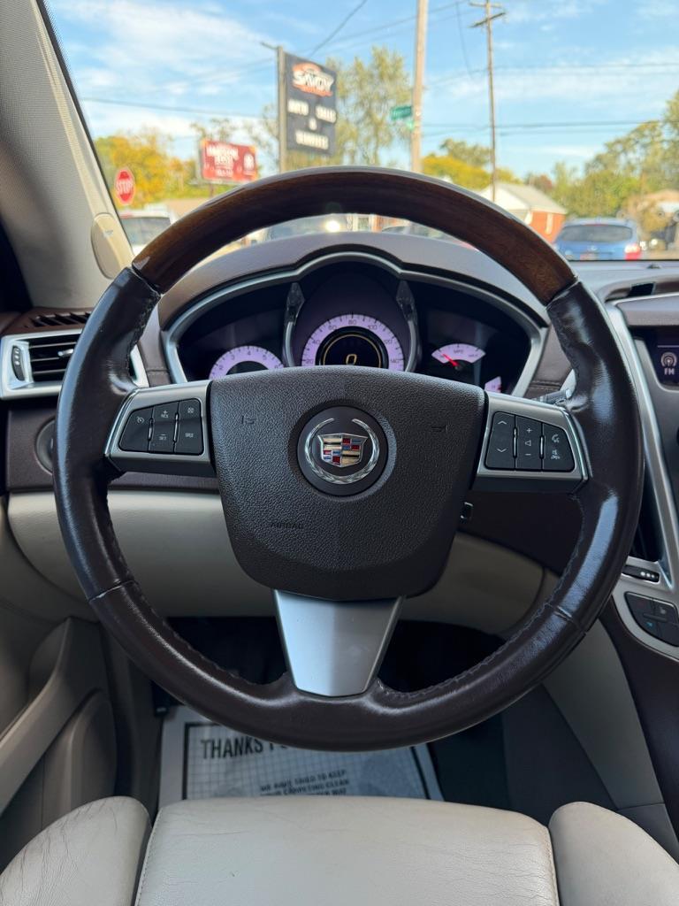 Cadillac SRX Luxury Collection AWD 2011