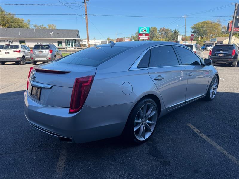Cadillac XTS Premium 2013