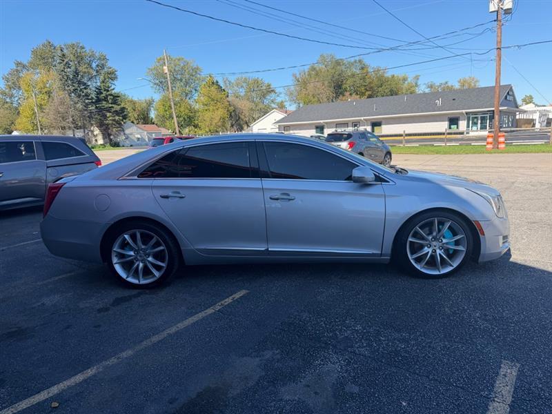 Cadillac XTS Premium 2013