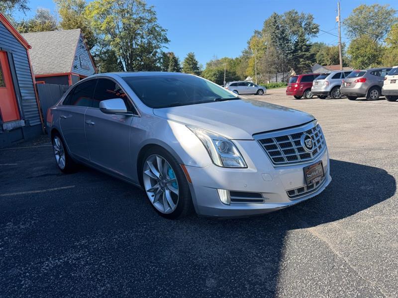 Cadillac XTS Premium 2013