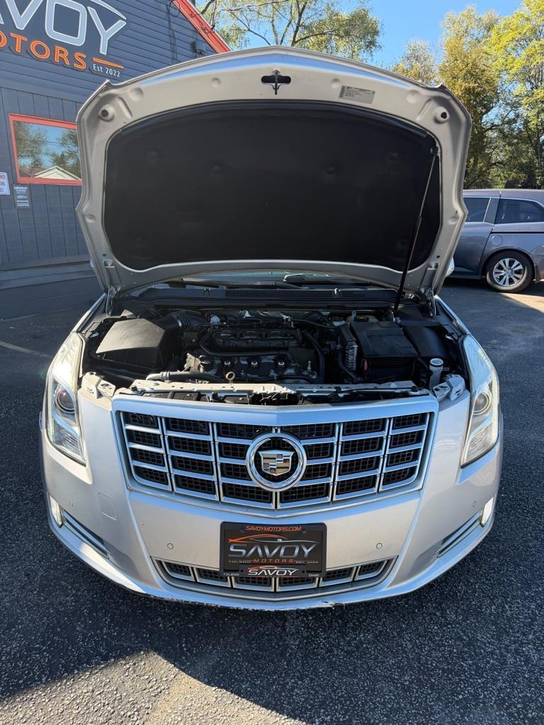 Cadillac XTS Premium 2013