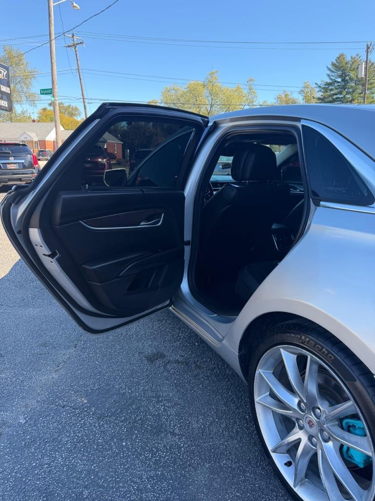 Cadillac XTS Premium 2013