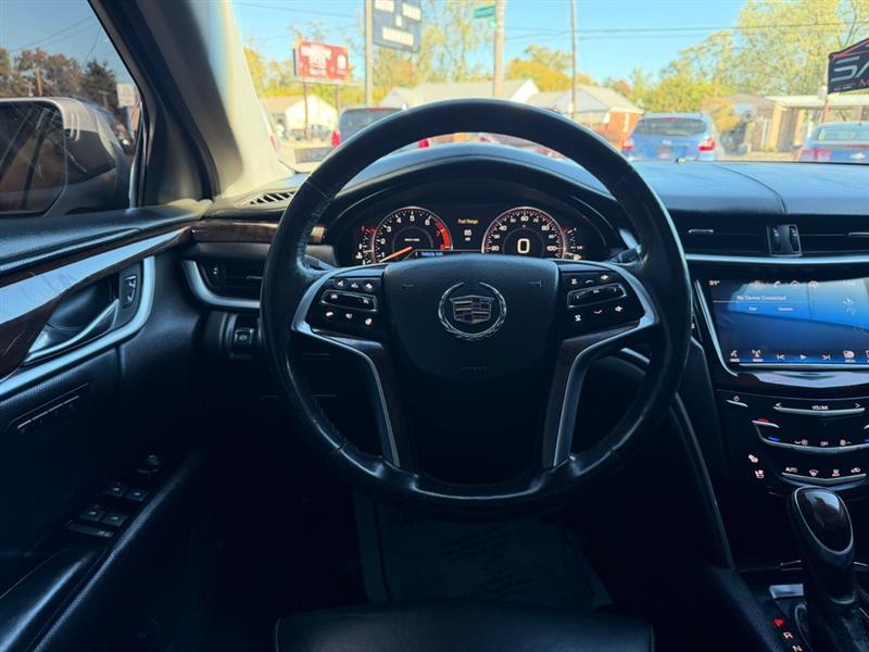 Cadillac XTS Premium 2013