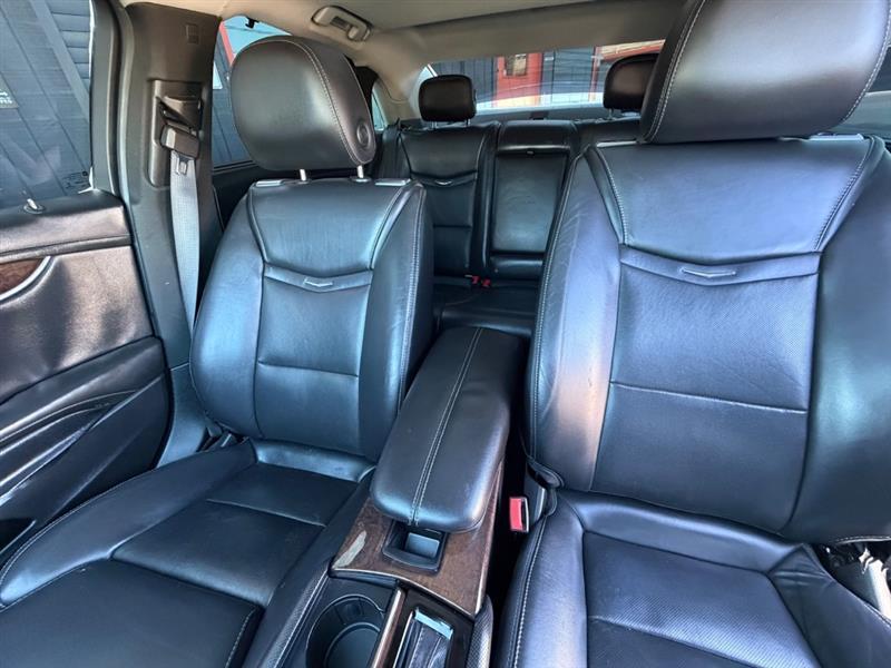 Cadillac XTS Premium 2013