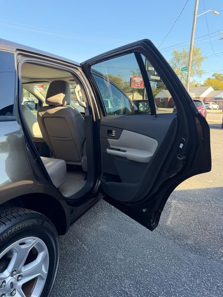 Ford Edge SEL FWD 2011
