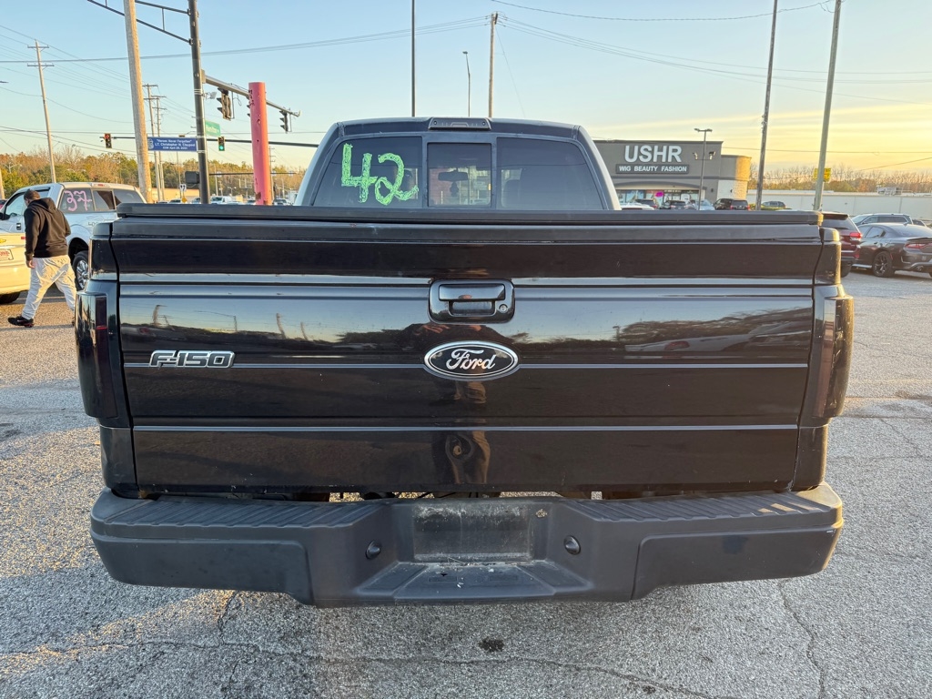 Ford F-150 XL SuperCrew 5.5-ft. Bed 4WD 2010