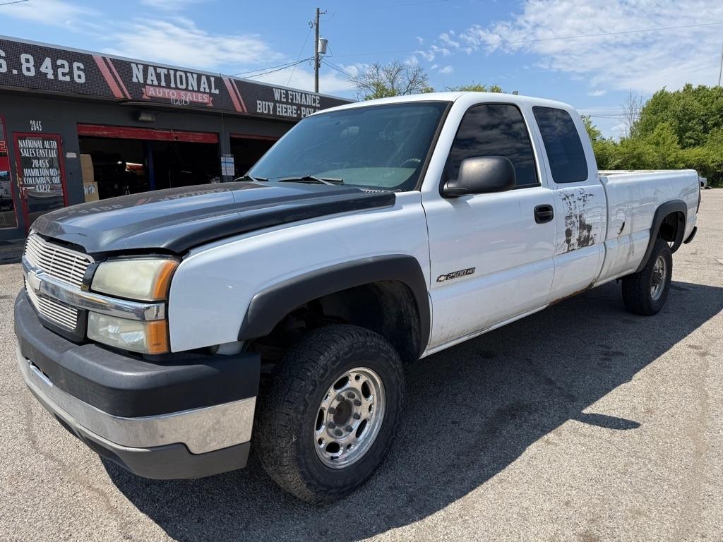 2005 Chevrolet Silverado 2500HD Ext. Cab Long Bed 2WD