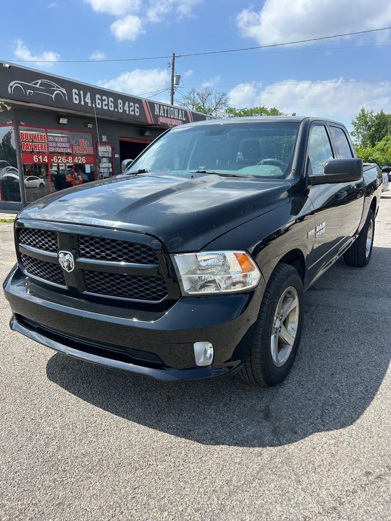 2014 RAM 1500 Express 4x4 Crew Cab's photo
