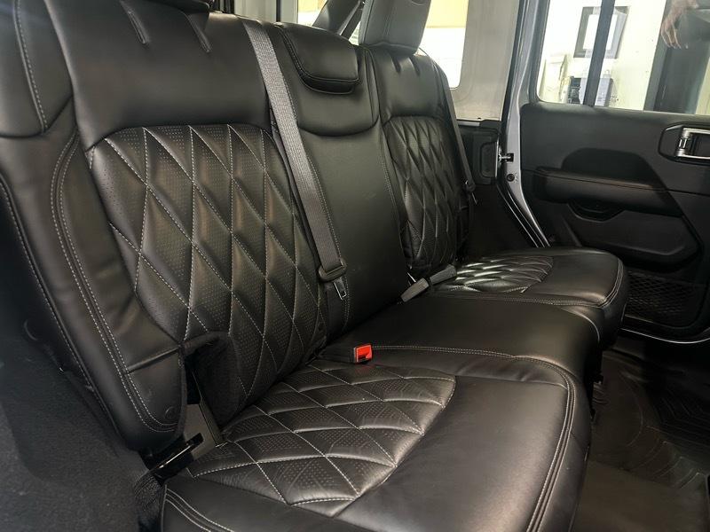 Jeep Wrangler Unlimited Sahara 2019