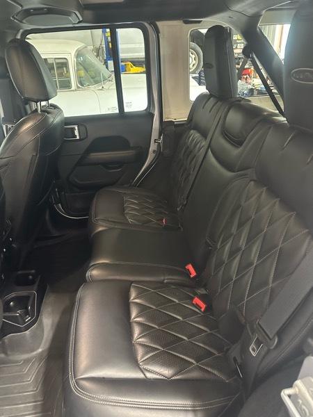 Jeep Wrangler Unlimited Sahara 2019