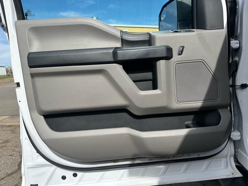 Ford F-150 XLT 8-ft. Bed 2WD 2016