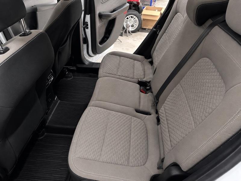2021 Ford Escape SE - Photo 18