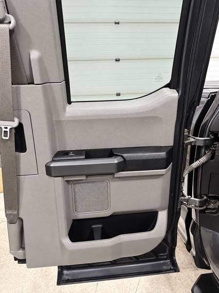 Ford F-150 4WD SuperCab 145" XLT 2016