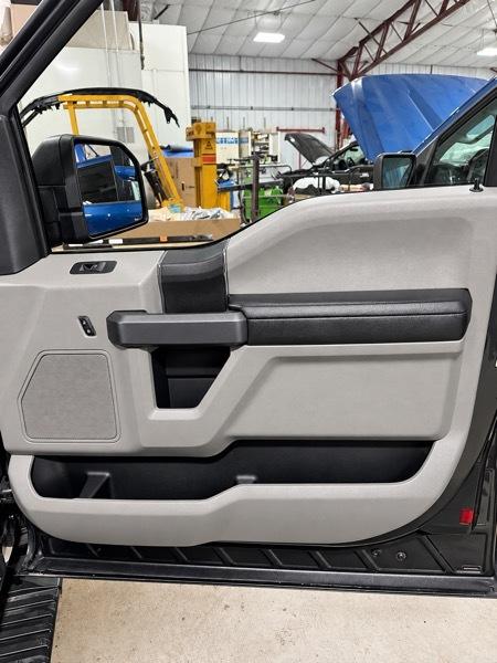 Ford F-150 4WD SuperCab 145" XLT 2016