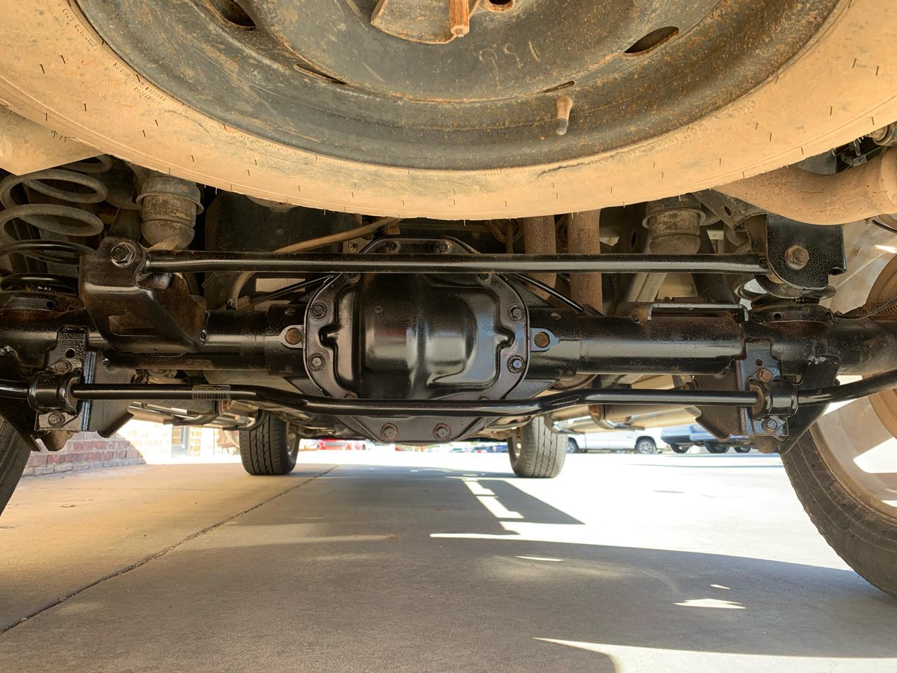 RAM 1500 4WD Crew Cab 140.5" Laramie 2011