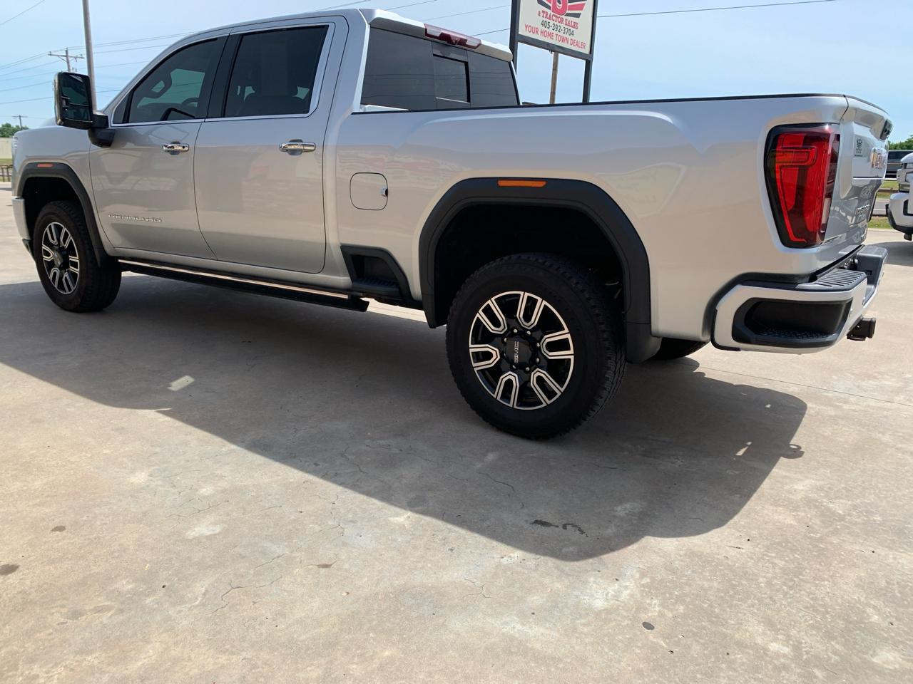 GMC Sierra 2500HD 4WD Crew Cab 159" Denali 2022
