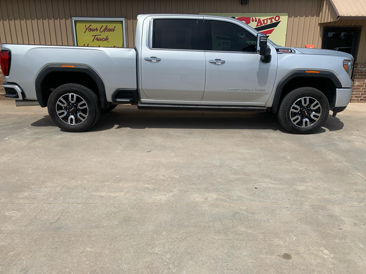 GMC Sierra 2500HD 4WD Crew Cab 159" Denali 2022