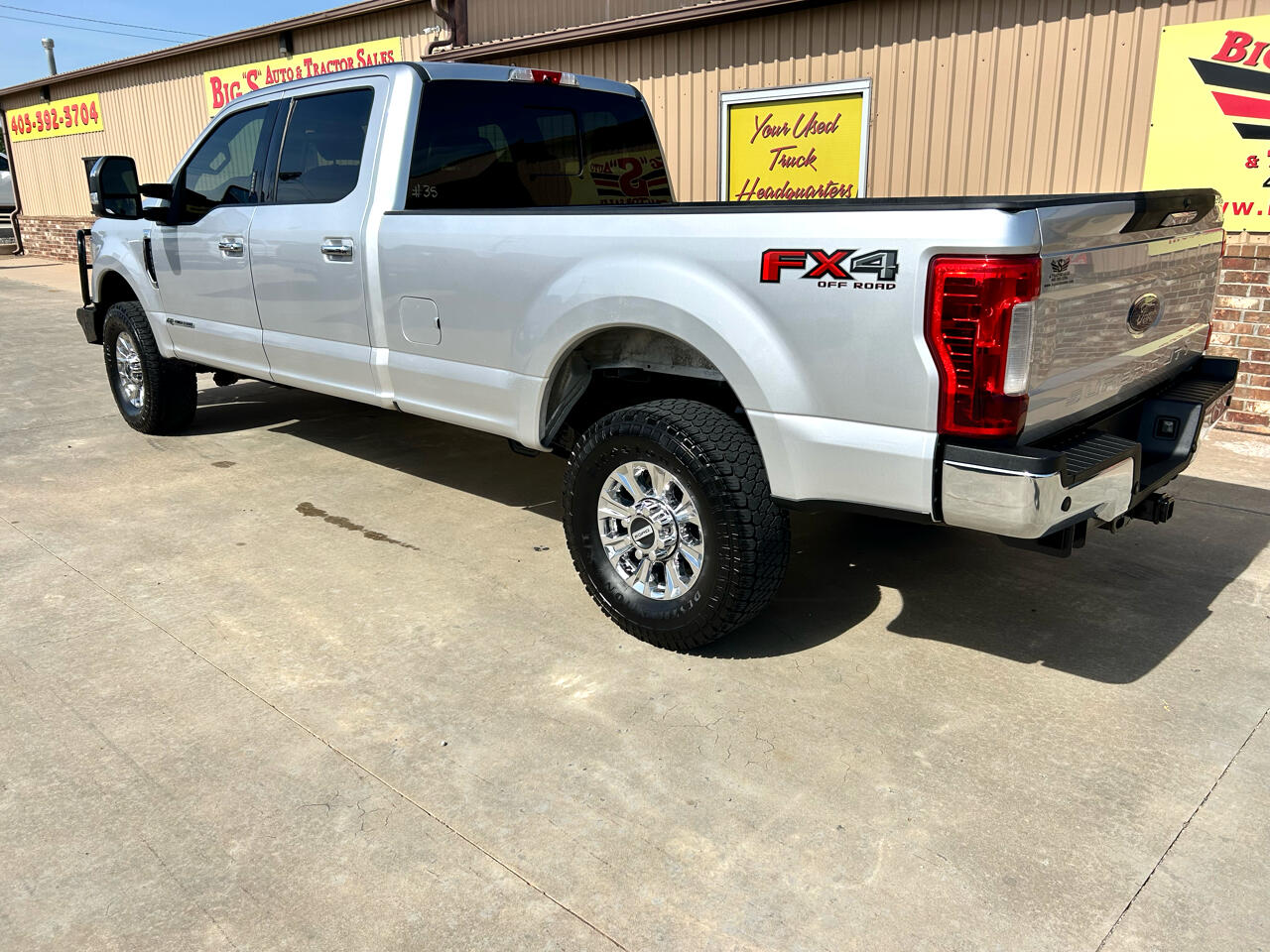 2018 Ford F-250 XLT photo 3