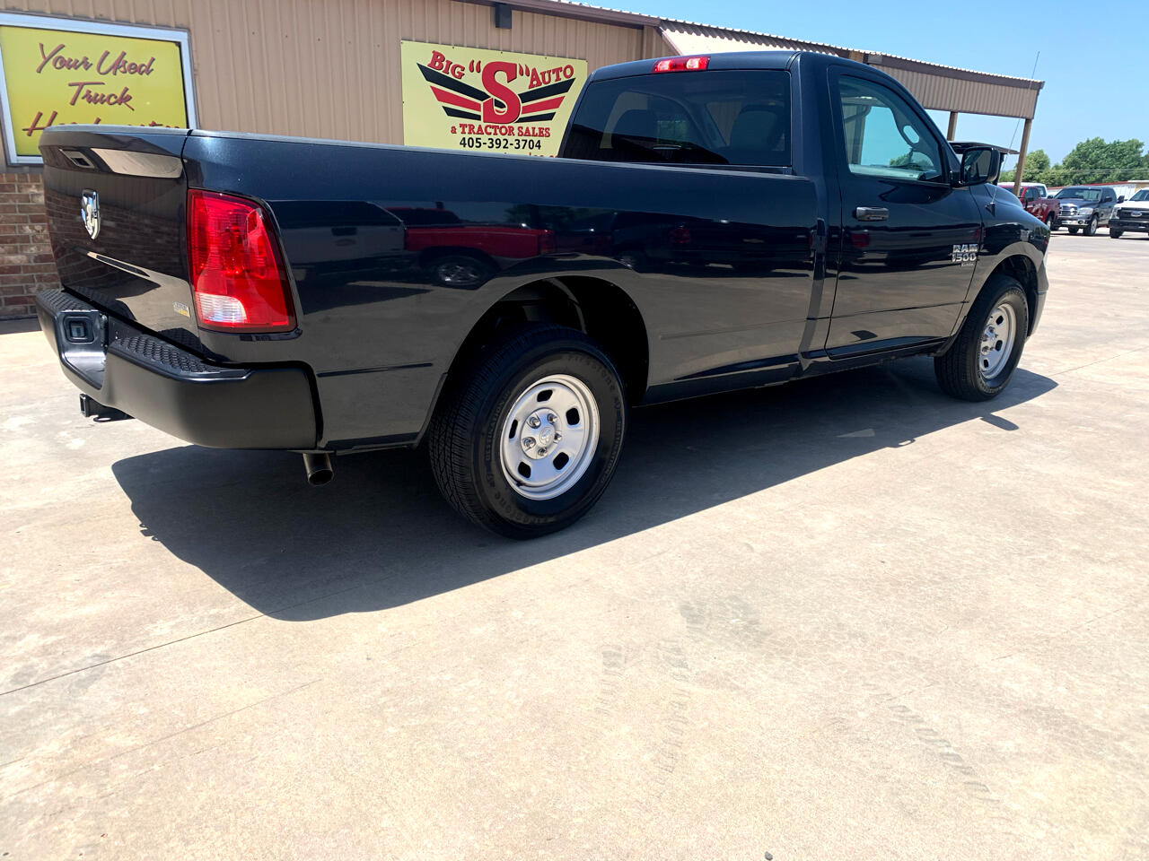 2019 Ram 1500 Classic Tradesman photo 2