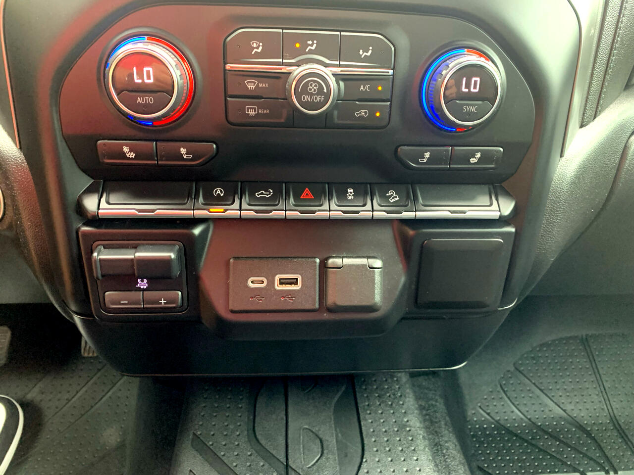 Chevrolet Silverado 1500 4WD Crew Cab 147" LT 2019 Chevrolet Silverado 1500 4WD Crew Cab 147" LT 2019