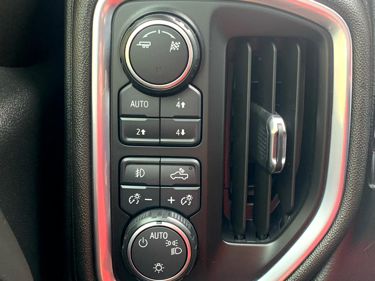 Chevrolet Silverado 1500 4WD Crew Cab 147" LT 2019 Chevrolet Silverado 1500 4WD Crew Cab 147" LT 2019