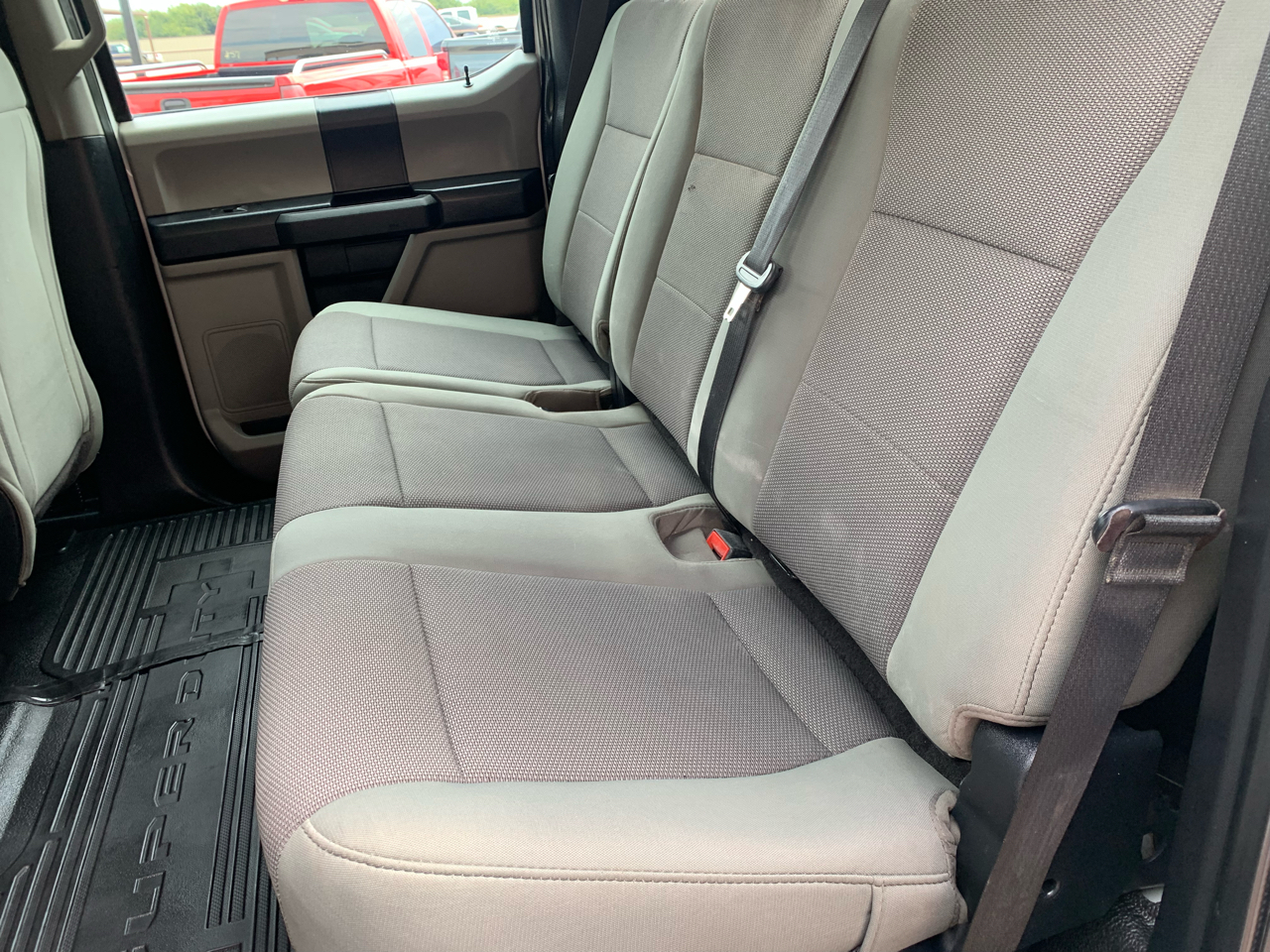 Ford Super Duty F-350 DRW XL 4WD Crew Cab 179" WB 60" CA 2020 Ford Super Duty F-350 DRW XL 4WD Crew Cab 179" WB 60" CA 2020