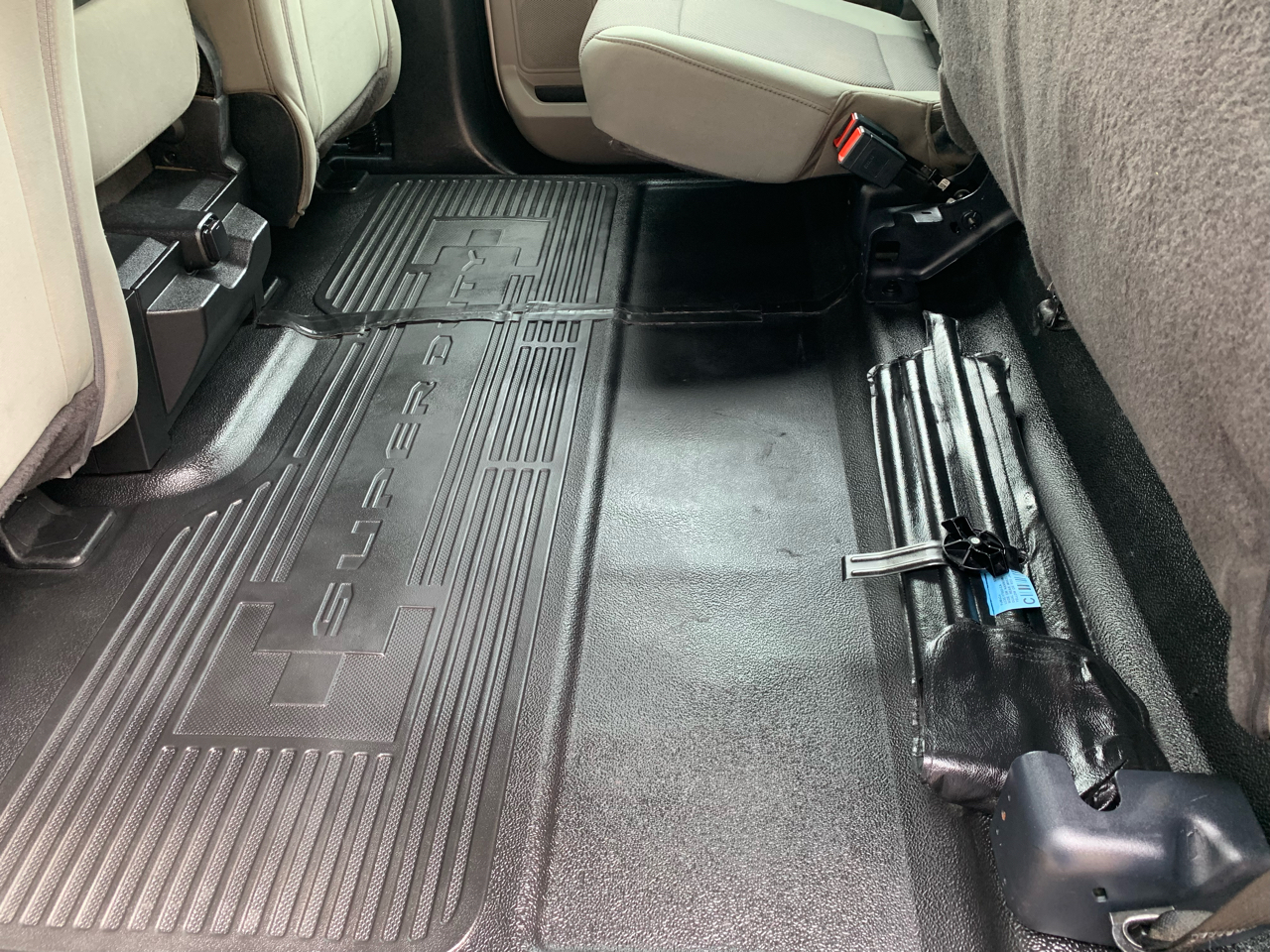 Ford Super Duty F-350 DRW XL 4WD Crew Cab 179" WB 60" CA 2020 Ford Super Duty F-350 DRW XL 4WD Crew Cab 179" WB 60" CA 2020