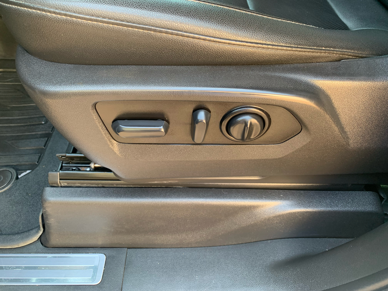 GMC Sierra 2500HD 4WD Crew Cab 159" SLT 2022 GMC Sierra 2500HD 4WD Crew Cab 159" SLT 2022