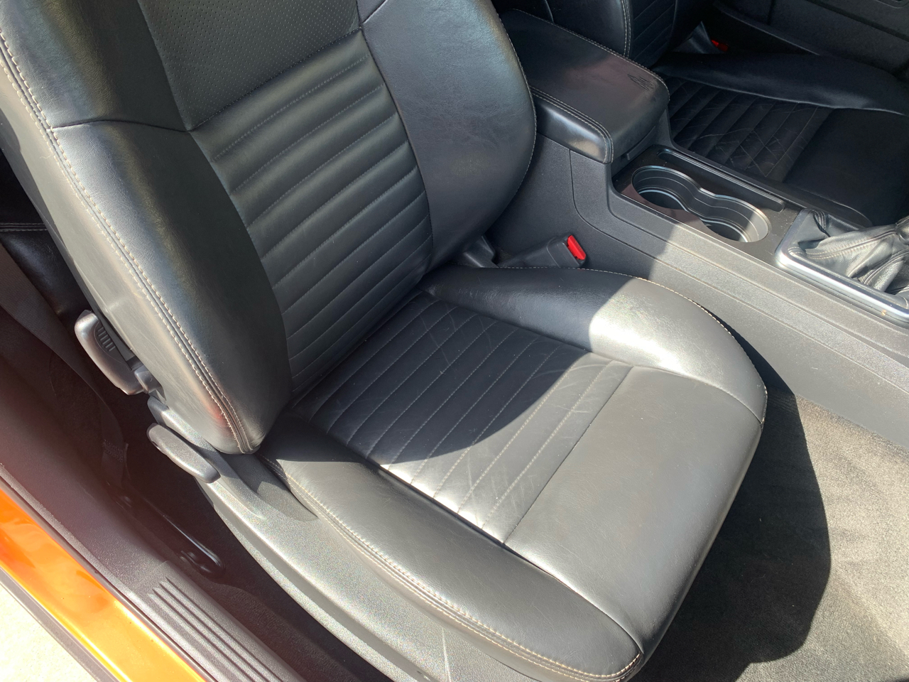 2009 Dodge Challenger R/T photo 13