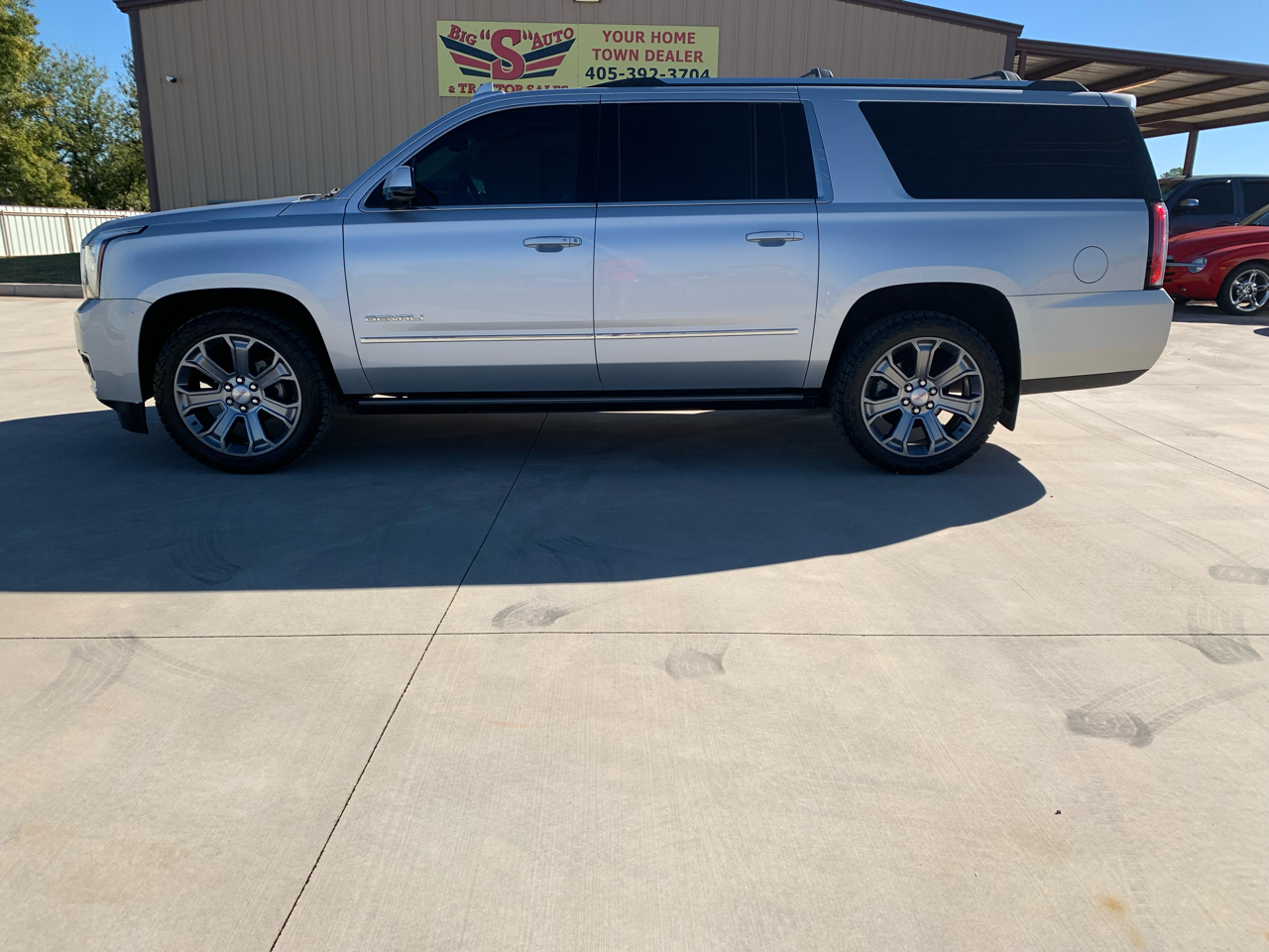 GMC Yukon XL 4WD 4dr Denali 2017 GMC Yukon XL 4WD 4dr Denali 2017