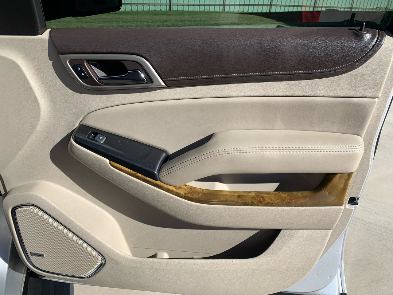 GMC Yukon XL 4WD 4dr Denali 2017 GMC Yukon XL 4WD 4dr Denali 2017