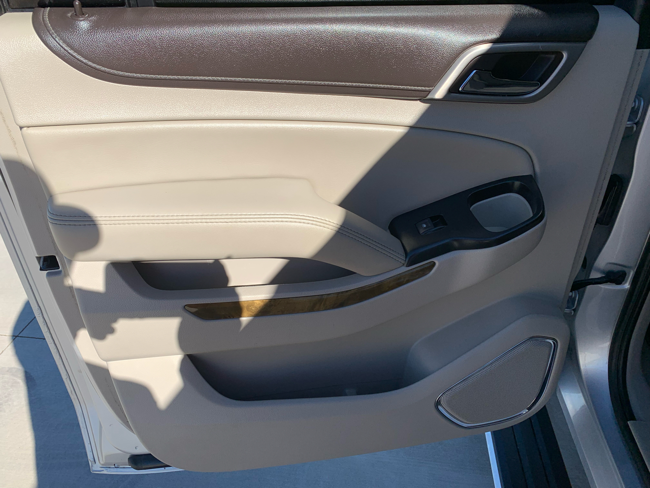 GMC Yukon XL 4WD 4dr Denali 2017 GMC Yukon XL 4WD 4dr Denali 2017