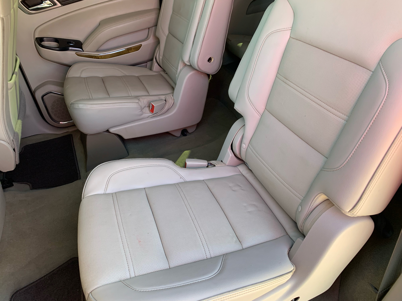 GMC Yukon XL 4WD 4dr Denali 2017 GMC Yukon XL 4WD 4dr Denali 2017