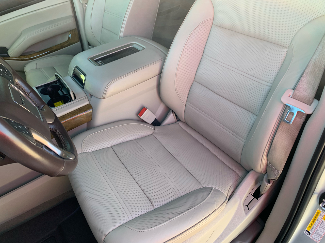 GMC Yukon XL 4WD 4dr Denali 2017 GMC Yukon XL 4WD 4dr Denali 2017