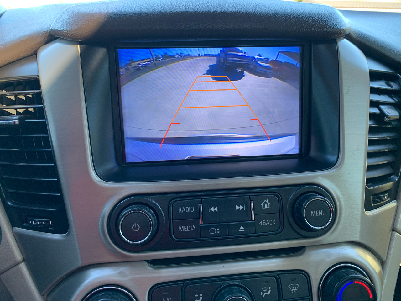 GMC Yukon XL 4WD 4dr Denali 2017 GMC Yukon XL 4WD 4dr Denali 2017