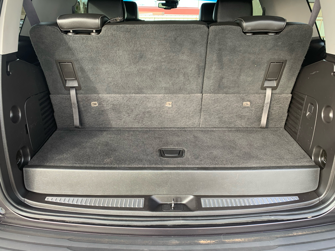 Chevrolet Tahoe 2WD 4dr LT 2015