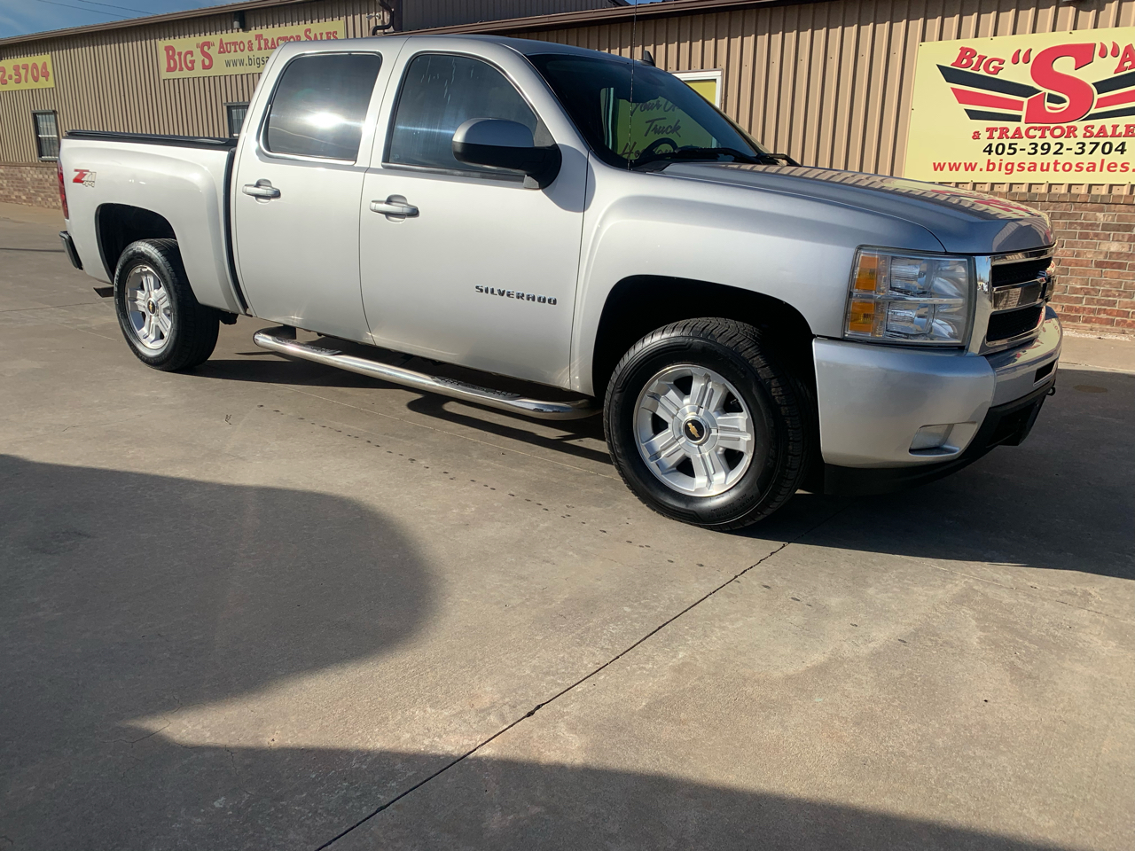 2011 Chevrolet Silverado 1500 4WD Crew Cab 143.5" LTZ