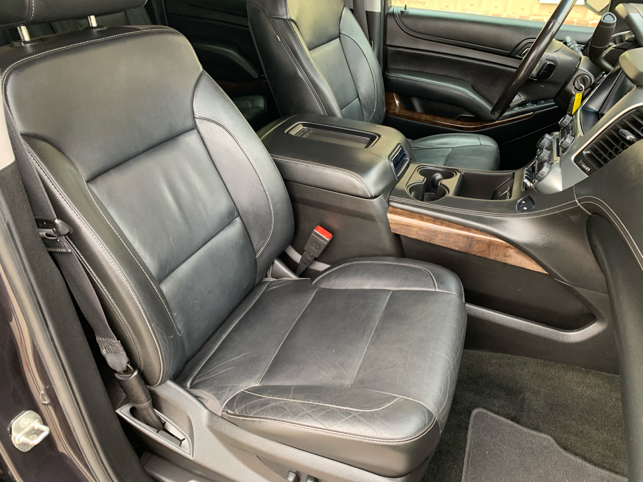 Chevrolet Suburban 4WD 4dr 1500 LT 2018