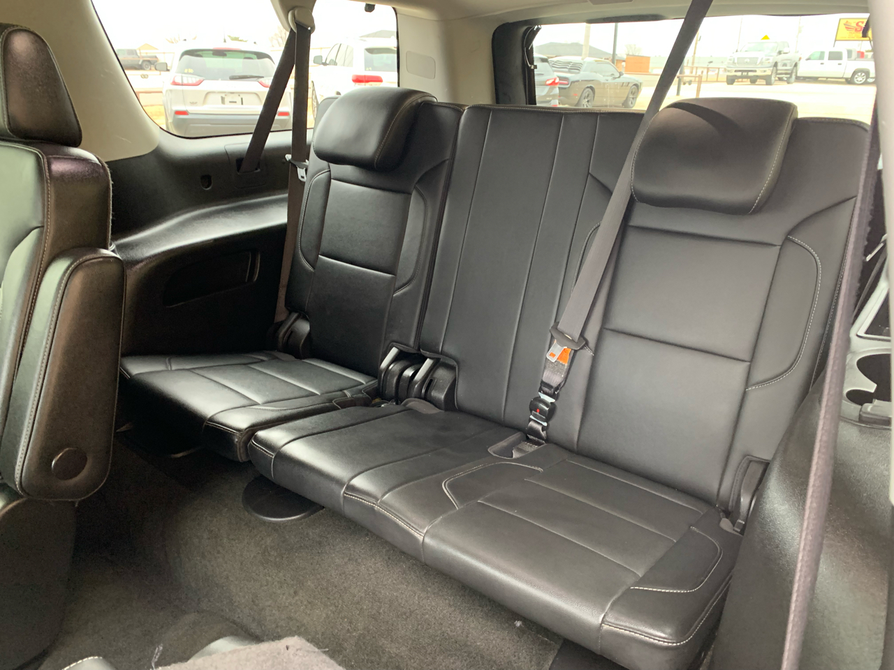 Chevrolet Suburban 4WD 4dr 1500 LT 2018