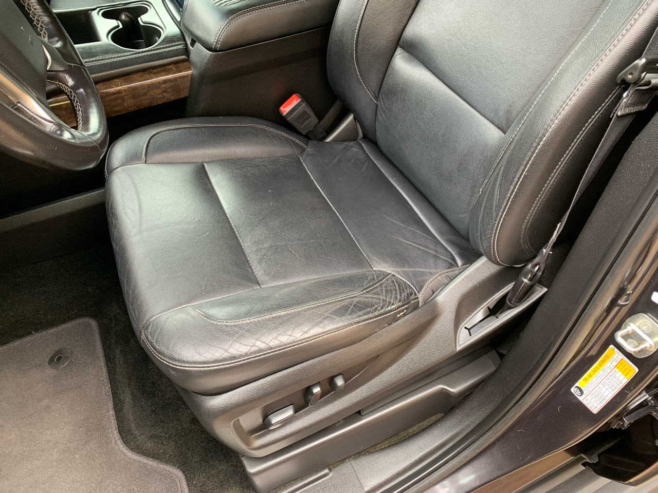 Chevrolet Suburban 4WD 4dr 1500 LT 2018