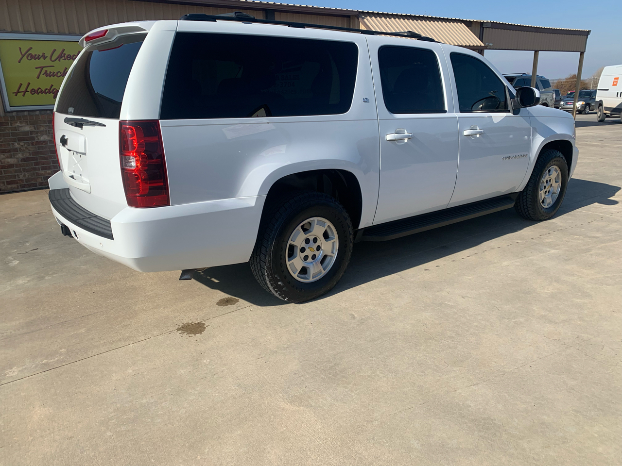 Chevrolet Suburban 2WD 4dr 1500 LT w/2LT 2009