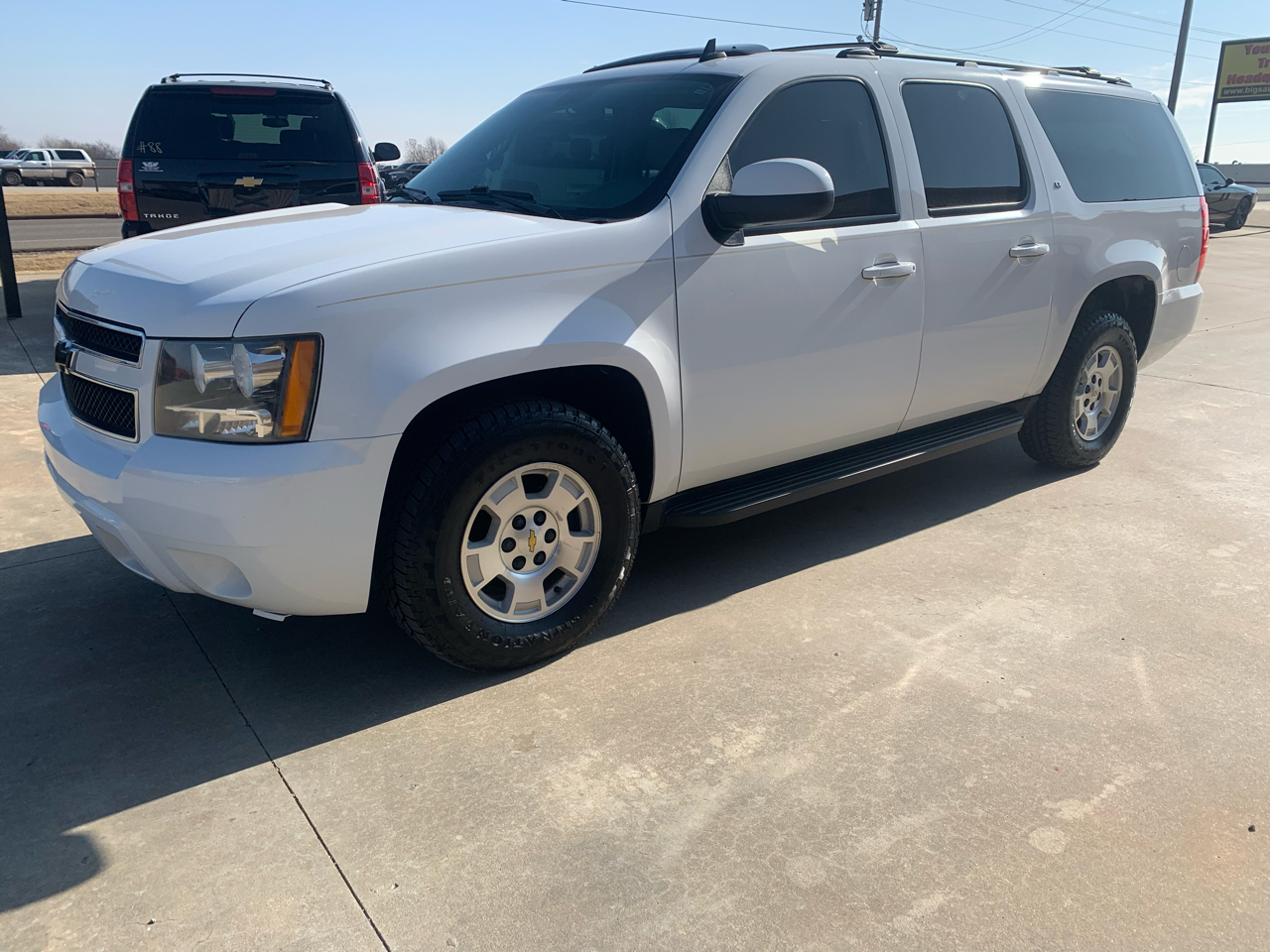 Chevrolet Suburban 2WD 4dr 1500 LT w/2LT 2009